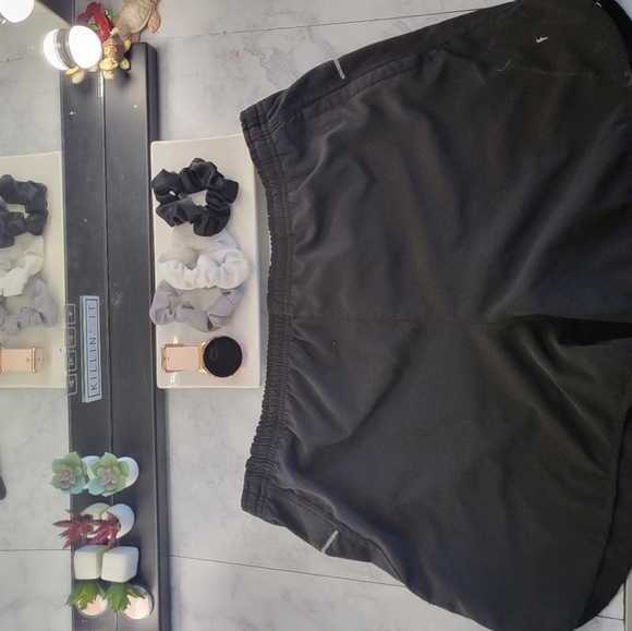 4 pairs of Athletic Shorts - Picture 7 of 7